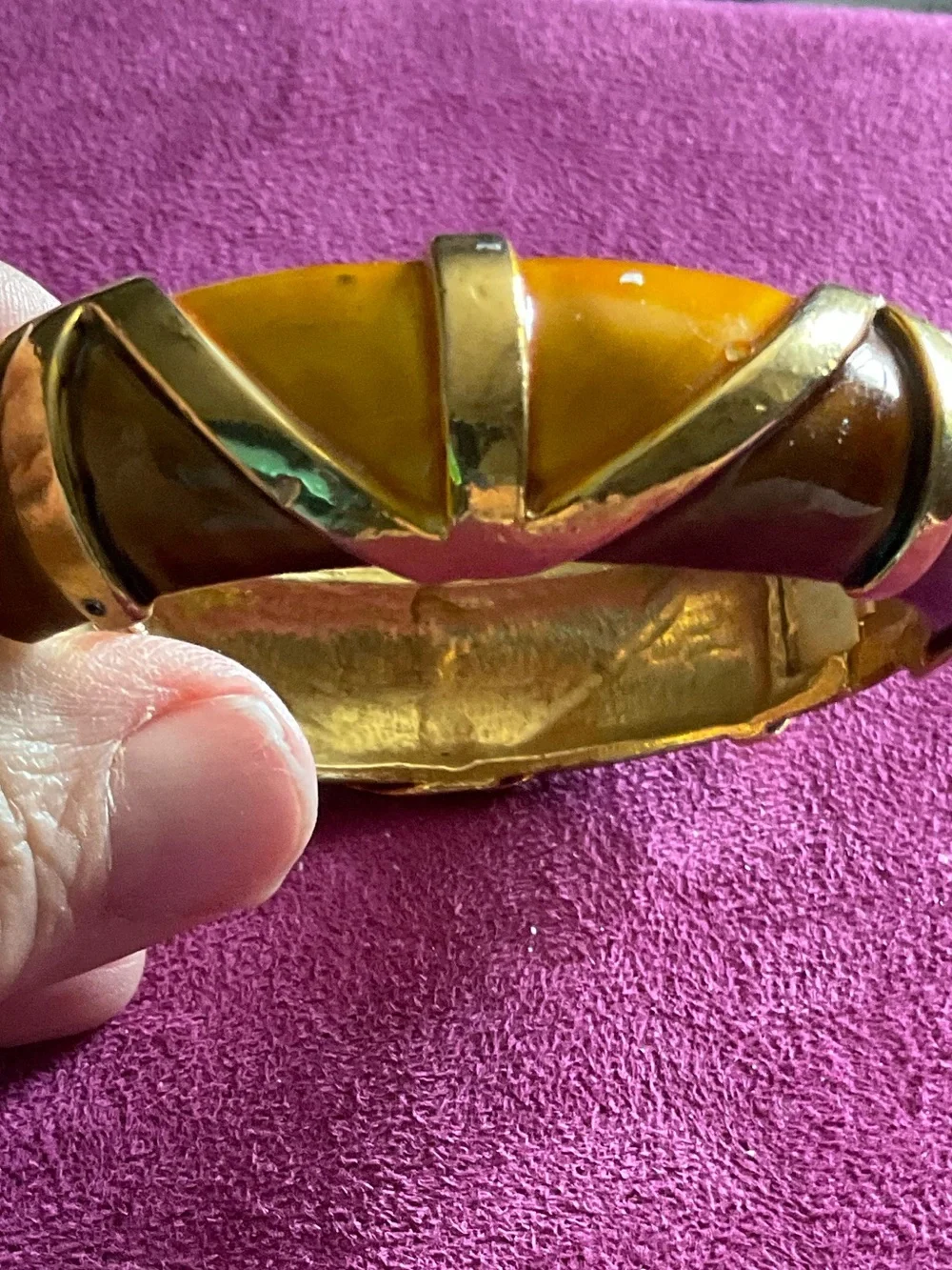 Original by Robert Hinged Bracelet Brown Amber Gold Tone Signed. 1960’s Era.